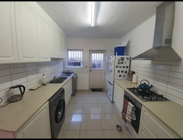 3 BEDROOM DUPLEX TO LET IN UMHLANGA CENTRAL
